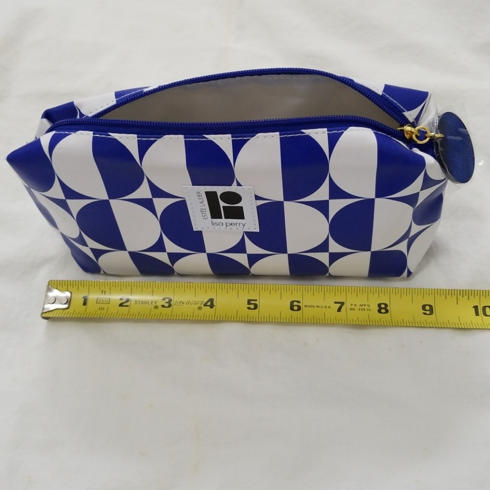 Estee Lauder Lisa Perry cosmetic bag NWOT - Picture 7 of 8